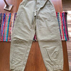 Everlane Fatigue Barrel Pant (Bay Leaf, size 4, barely worn)